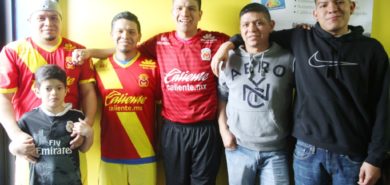 Javier Zepeda Reyes de Michoacán dirige el equipo “Monarcas” en Madison – Estudia, trabaja, juega y es padre de familia
