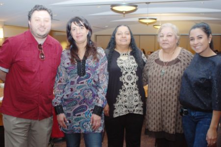 Fernando Cano, Shiva Bidar Sielaff, Patricia Téllez-Girón, Yolanda Salazar y Lizzie Netteshein del Consejo Latino de Salud.