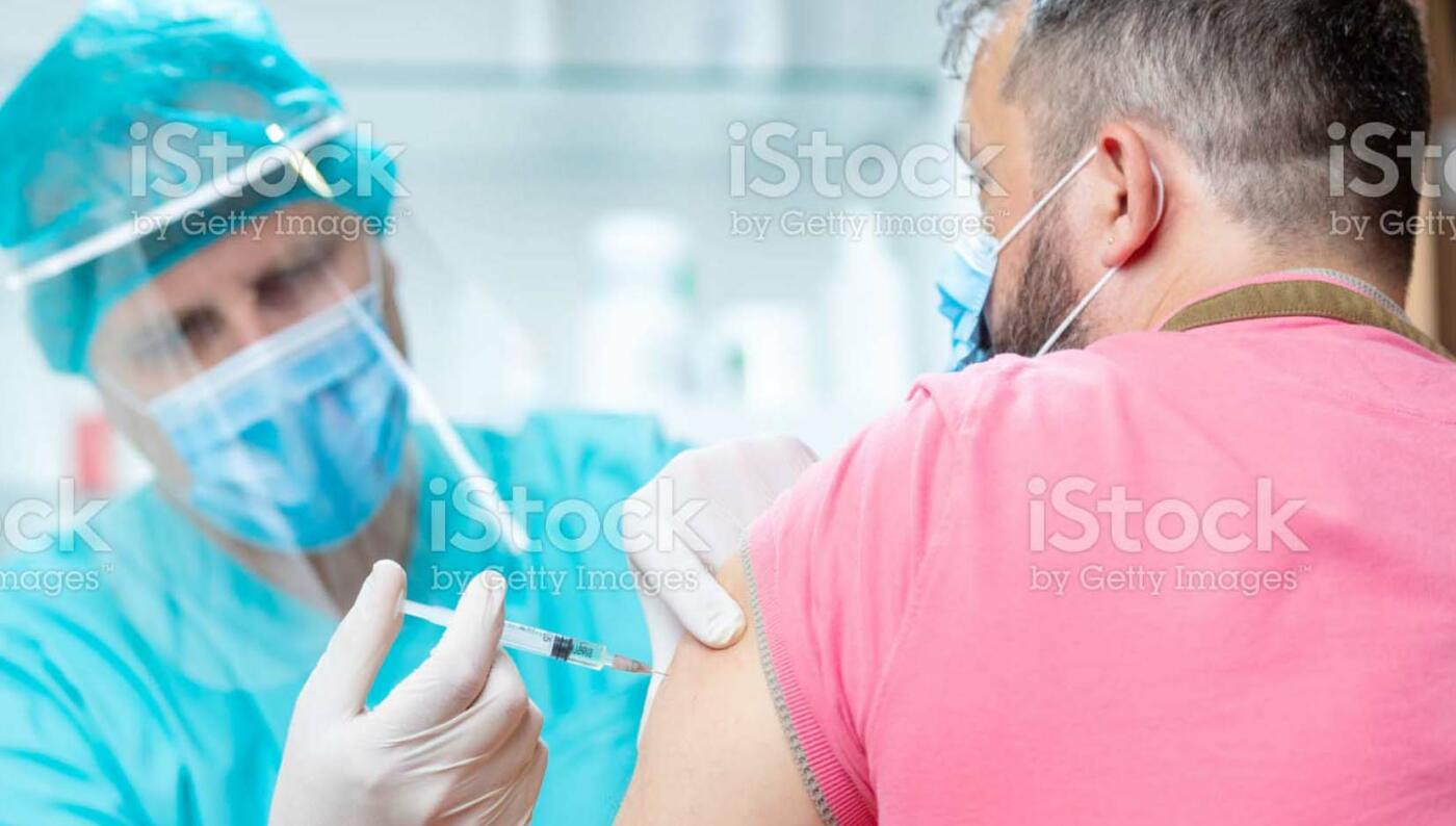 Vacuna shot contra COVID-1