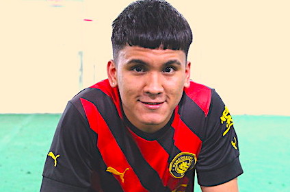 <strong>La Comunidad News Online presenta una entrevista exclusiva con Enoc Samuel Falcón Salcedo, destacado jugador del equipo Felinos.</strong>