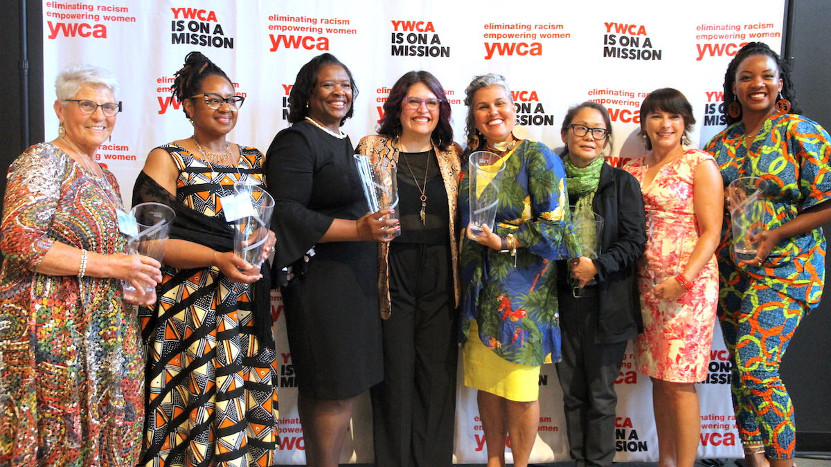 <strong>Empoderando a la Comunidad: YWCA Honra a Mujeres Líderes por su Servicio Ejemplar</strong>