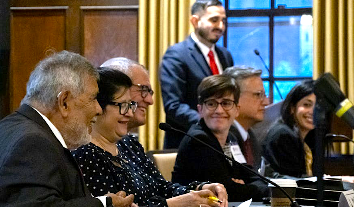 <strong>Los jueces latinos destacan las barreras en sus carreras y promueven la diversidad en el panel "Luminares Legales"</strong>