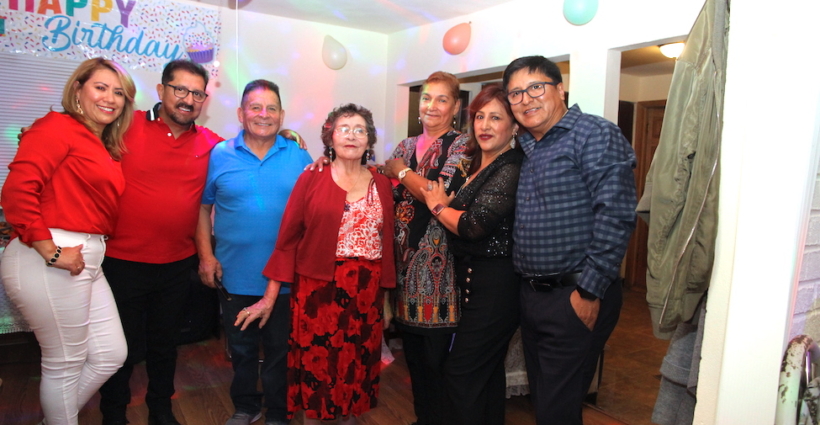 <strong>Gladys J. Viscarra celebra su cumpleaños rodeada de familiares y amigos en Madison</strong>