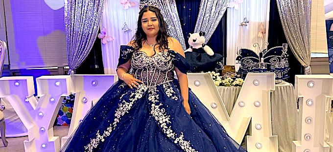 <strong>Yazmin Segura un Emotivo Quince Años en Madison, Wisconsin</strong>