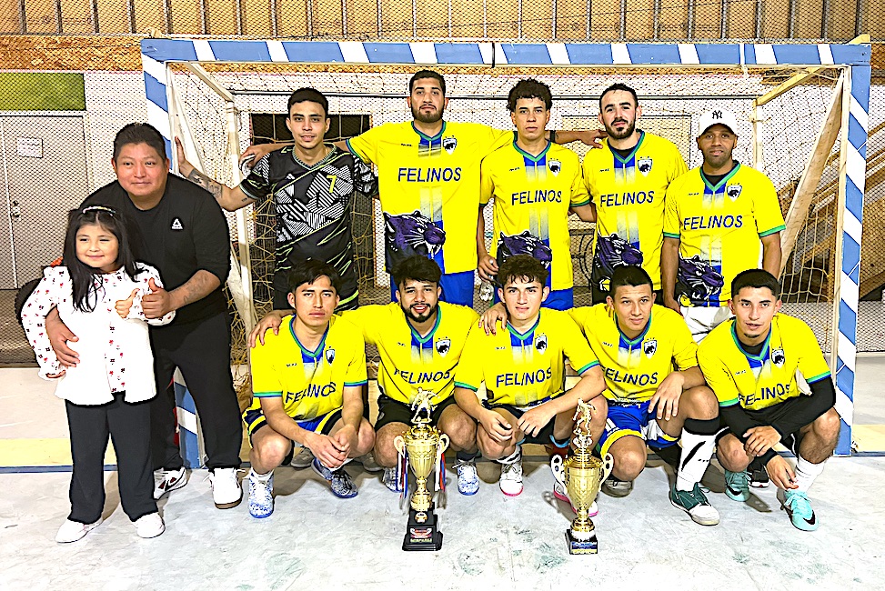 <strong> “Felinos rugen”: Se corona campeón invicto del Torneo Relámpago Indoor de la Liga Latina de Latinos y Latinas </strong>