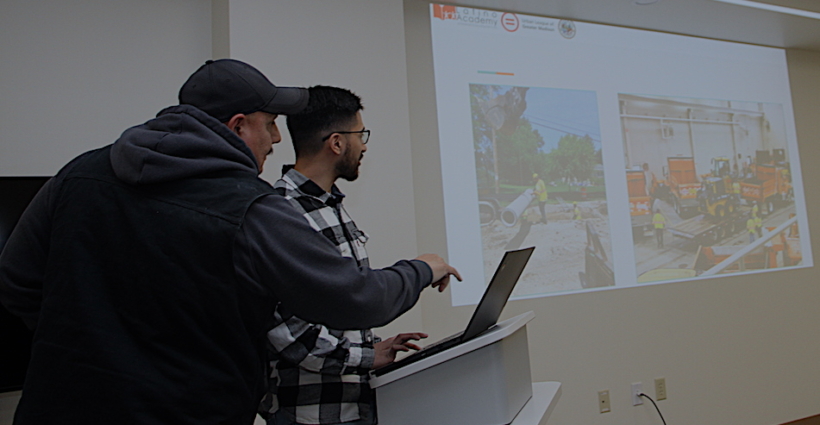 Programa de pasantías del Condado de Dane abre puertas a empleos bien remunerados en carreteras y transporte