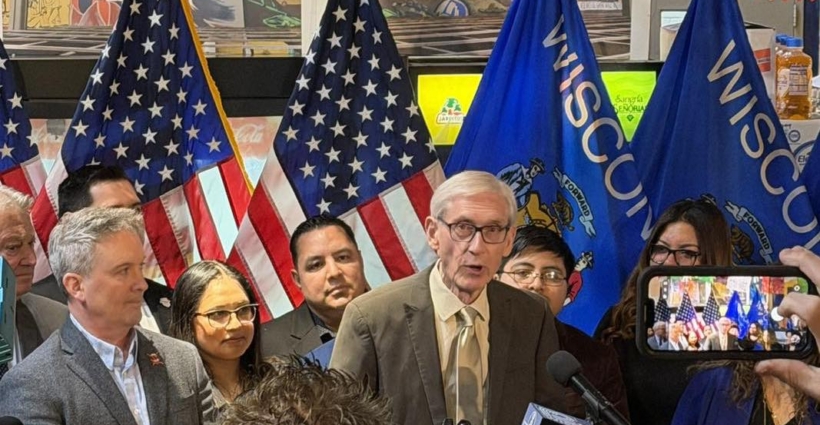 <strong>Wisconsin marca el camino: otros estados deben seguir el ejemplo bipartidista que convirtió en ley la DACA 240 bajo el liderazgo del gobernador Tony Evers</strong>