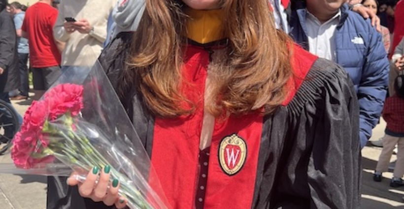 <strong>¡Orgullo latino en la UW–Madison! Annaliese Viscarra conquista su Maestría en Nutrición Clínica y honra el legado familiar</strong>