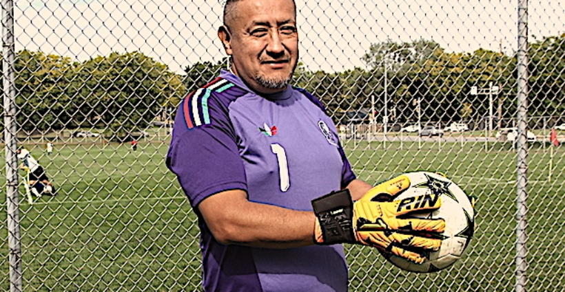 <strong>!A un paso de colgar los guantes! Miguel Amador, el veterano que sigue defendiendo el arco de Real San Luis con experiencia y corazón</strong>